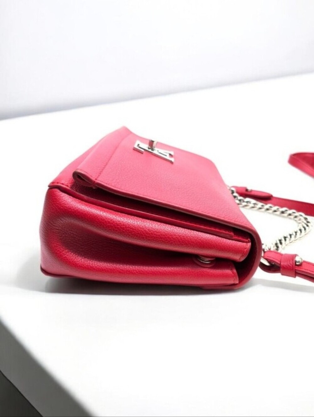 Louis Vuitton Lockme II BB Red Calfskin Leather Flap Crossbody Bag - Picture 6 of 16